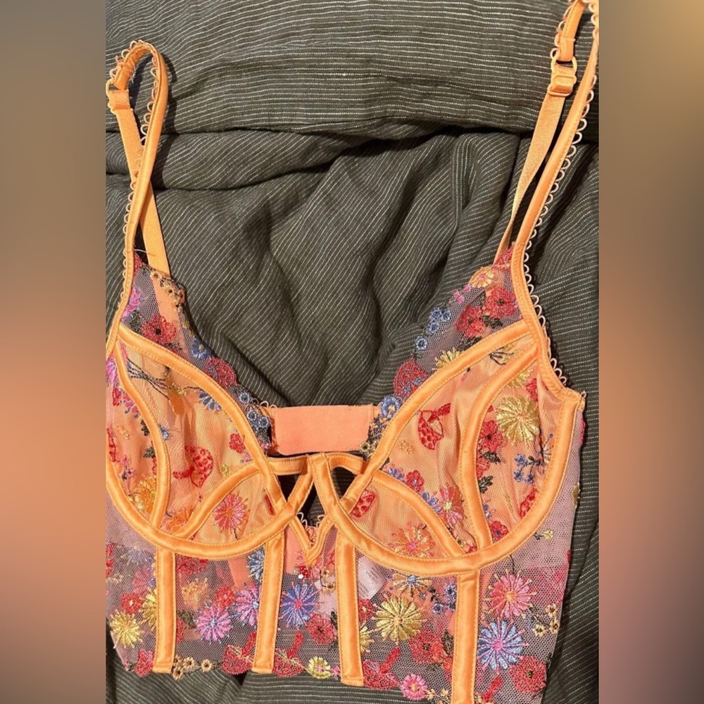 For Love & Lemons top